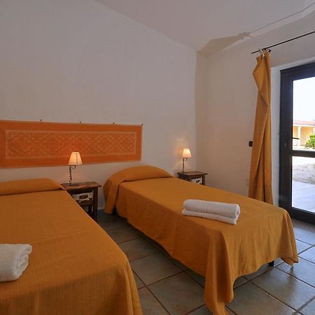 B&B Mare Della Gallura Badesi Extérieur photo
