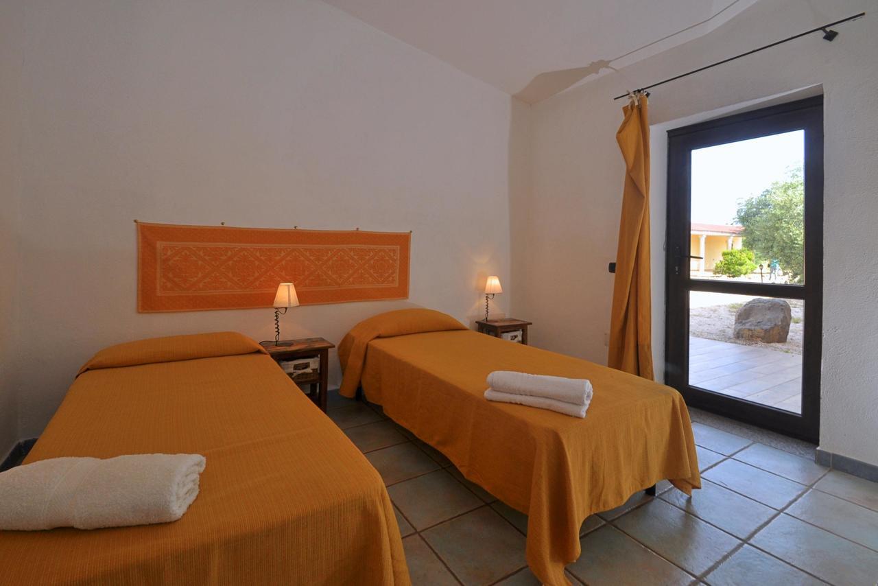 B&B Mare Della Gallura Badesi Extérieur photo
